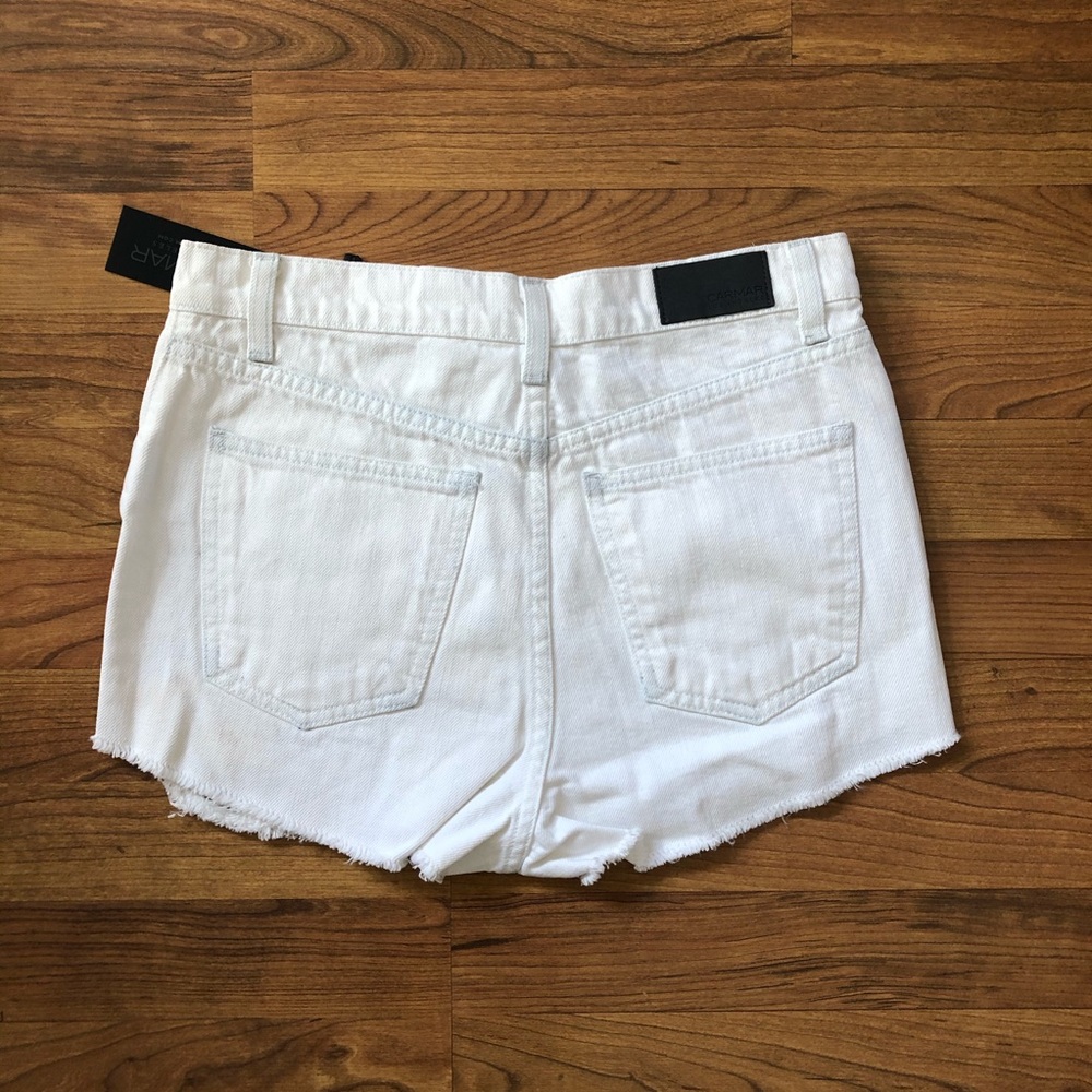 Distressed High Waisted Short - Picture 3 of 8
